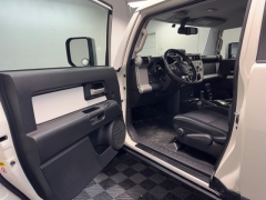 Used 2010  Toyota FJ Cruiser 4WD 4dr Auto &lpar;Natl&rpar; at AutoCenters Bonne Terre near Bonne Terre&comma; MO