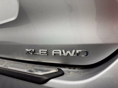 Used 2022  Toyota Highlander XLE AWD at AutoCenters Bonne Terre near Bonne Terre&comma; MO