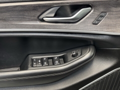 Used 2022 Jeep Grand Cherokee Limited 4x4 at AutoCenters Bonne Terre near Bonne Terre, MO