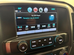 Used 2018  Chevrolet Silverado 1500 4WD Crew Cab LT Z71 at AutoCenters Bonne Terre near Bonne Terre&comma; MO