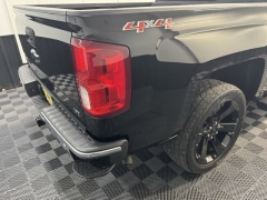 Used 2017  Chevrolet Silverado 1500 4WD Crew Cab 143.5" LTZ w/1LZ at AutoCenters Bonne Terre near Bonne Terre, MO