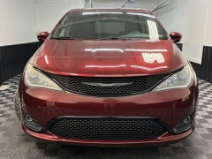 Used 2018  Chrysler Pacifica 4d Wagon Touring Plus at AutoCenters Bonne Terre near Bonne Terre&comma; MO