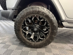 Used 2018  Jeep Wrangler Unlimited 4d SUV 4WD Sahara at AutoCenters Bonne Terre near Bonne Terre&comma; MO