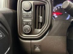 Used 2019  Chevrolet Silverado 1500 4WD Crew Cab 147" Custom Trail Boss at AutoCenters Bonne Terre near Bonne Terre&comma; MO