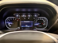 Used 2020  GMC Sierra 1500 4WD Crew Cab 157" Elevation at AutoCenters Bonne Terre near Bonne Terre&comma; MO