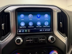 Used 2019  GMC Sierra 1500 4WD Crew Cab Elevation at AutoCenters Bonne Terre near Bonne Terre&comma; MO