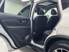 Used 2020 Nissan Rogue 4d SUV AWD SL at AutoCenters Bonne Terre near Bonne Terre, MO