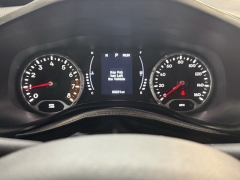 Used 2020  Jeep Renegade 4d SUV 4WD Sport at AutoCenters Bonne Terre near Bonne Terre, MO