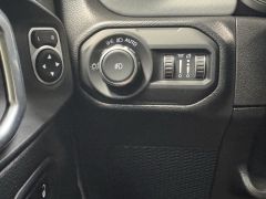 Used 2022 Jeep Wrangler Unlimited High Altitude 4x4 at AutoCenters Bonne Terre near Bonne Terre, MO