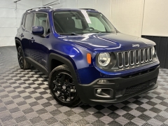Used 2018  Jeep Renegade Latitude FWD at AutoCenters Bonne Terre near Bonne Terre&comma; MO
