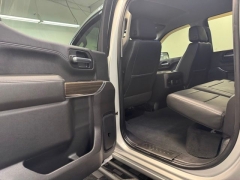 Used 2019  Chevrolet Silverado 1500 4WD Crew Cab 147" LT Trail Boss at AutoCenters Bonne Terre near Bonne Terre&comma; MO