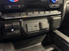 Used 2019  GMC Sierra 1500 4WD Crew Cab Elevation at AutoCenters Bonne Terre near Bonne Terre&comma; MO