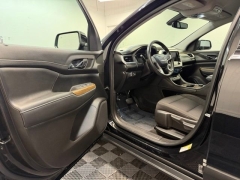 Used 2023  GMC Acadia FWD 4dr SLE at AutoCenters Bonne Terre near Bonne Terre&comma; MO