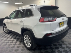 Used 2019  Jeep Cherokee 4d SUV FWD Latitude 2&period;4L at AutoCenters Bonne Terre near Bonne Terre&comma; MO