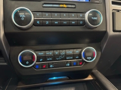 Used 2021  Ford Expedition Max Platinum 4x4 at AutoCenters Bonne Terre near Bonne Terre&comma; MO