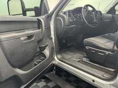 Used 2014  GMC Sierra 2500HD 4WD Crew Cab 153.7" SLE at AutoCenters Bonne Terre near Bonne Terre, MO