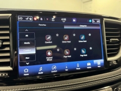 Used 2023  Chrysler Pacifica Limited FWD at AutoCenters Bonne Terre near Bonne Terre&comma; MO