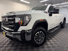 Used 2025  GMC Sierra 2500HD 4WD Crew Cab 172" SLT Gas at AutoCenters Bonne Terre near Bonne Terre&comma; MO