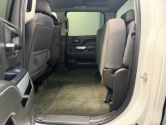 Used 2018  Chevrolet Silverado 1500 4WD Crew Cab LT Z71 at AutoCenters Bonne Terre near Bonne Terre&comma; MO