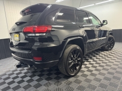 Used 2021  Jeep Grand Cherokee Laredo X 4x4 at AutoCenters Bonne Terre near Bonne Terre, MO