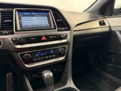 Used 2018  Hyundai Sonata Limited 2&period;0T &ast;Ltd Avail&ast; at AutoCenters Bonne Terre near Bonne Terre&comma; MO