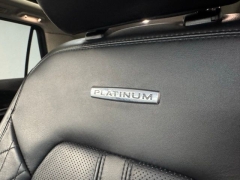 Used 2021  Ford Expedition Max Platinum 4x4 at AutoCenters Bonne Terre near Bonne Terre&comma; MO