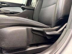 Used 2025  Chevrolet Trax FWD 4dr LT at AutoCenters Bonne Terre near Bonne Terre&comma; MO