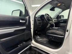 Used 2018  Toyota Tundra 4WD SR5 Double Cab 6&period;5' Bed 5&period;7L &lpar;Natl&rpar; at AutoCenters Bonne Terre near Bonne Terre&comma; MO