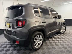 Used 2018  Jeep Renegade Latitude FWD at AutoCenters Bonne Terre near Bonne Terre&comma; MO
