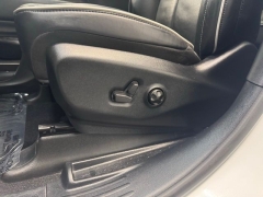 Used 2025  Chrysler Pacifica Limited FWD at AutoCenters Bonne Terre near Bonne Terre&comma; MO
