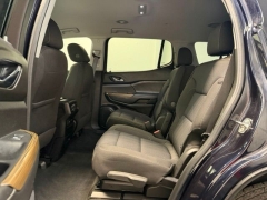 Used 2021  GMC Acadia AWD 4dr SLE at AutoCenters Bonne Terre near Bonne Terre&comma; MO