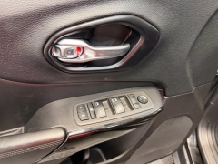 Used 2021  Jeep Cherokee Altitude FWD at AutoCenters Bonne Terre near Bonne Terre&comma; MO