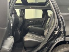 Used 2023 Jeep Cherokee Altitude Lux 4x4 at AutoCenters Bonne Terre near Bonne Terre, MO