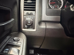 Used 2018  Ram 1500 Express 4x4 Quad Cab 6'4" Box &ast;Ltd Avail&ast; at AutoCenters Bonne Terre near Bonne Terre&comma; MO