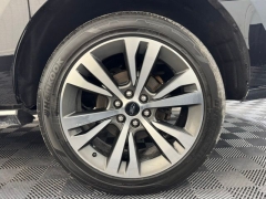 Used 2021  Ford Expedition Max Platinum 4x4 at AutoCenters Bonne Terre near Bonne Terre&comma; MO