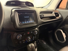 Used 2018  Jeep Renegade Latitude FWD at AutoCenters Bonne Terre near Bonne Terre&comma; MO