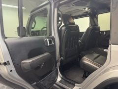 Used 2019  Jeep Wrangler Unlimited 4d SUV 4WD Rubicon at AutoCenters Bonne Terre near Bonne Terre, MO