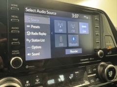 Used 2020 Toyota Highlander Hybrid 4d SUV AWD XLE at AutoCenters Bonne Terre near Bonne Terre, MO