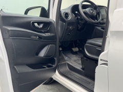 Used 2022 Mercedes-Benz Metris Passenger Van Standard Roof 126" Wheelbase at AutoCenters Bonne Terre near Bonne Terre, MO