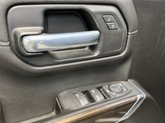 Used 2021 Chevrolet Silverado 1500 4WD Crew Cab 147" LT Trail Boss at AutoCenters Bonne Terre near Bonne Terre, MO