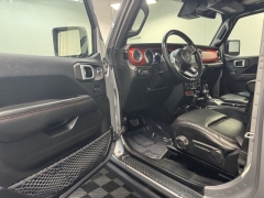 Used 2019  Jeep Wrangler Unlimited 4d SUV 4WD Rubicon at AutoCenters Bonne Terre near Bonne Terre, MO