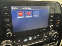 Used 2020 Toyota Highlander Hybrid 4d SUV AWD XLE at AutoCenters Bonne Terre near Bonne Terre, MO