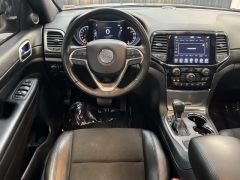 Used 2020 Jeep Grand Cherokee 4d SUV 4WD Laredo Altitude at AutoCenters Bonne Terre near Bonne Terre, MO