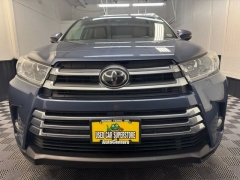 Used 2017  Toyota Highlander Limited V6 AWD &lpar;Natl&rpar; at AutoCenters Bonne Terre near Bonne Terre&comma; MO