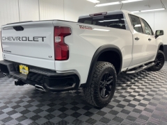 Used 2021  Chevrolet Silverado 1500 4WD Crew Cab 147" LT Trail Boss at AutoCenters Bonne Terre near Bonne Terre, MO