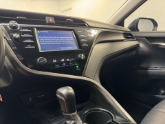 Used 2019  Toyota Camry 4d Sedan SE at AutoCenters Bonne Terre near Bonne Terre&comma; MO