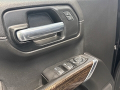 Used 2020 GMC Sierra 1500 4WD Crew Cab Elevation at AutoCenters Bonne Terre near Bonne Terre, MO