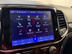 Used 2019  Jeep Grand Cherokee 4d SUV 4WD SRT at AutoCenters Bonne Terre near Bonne Terre&comma; MO