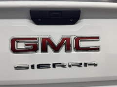 Used 2019  GMC Sierra 1500 4WD Crew Cab Elevation at AutoCenters Bonne Terre near Bonne Terre&comma; MO