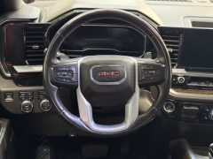 Used 2022  GMC Sierra 1500 4WD Crew Cab 147" Elevation at AutoCenters Bonne Terre near Bonne Terre&comma; MO
